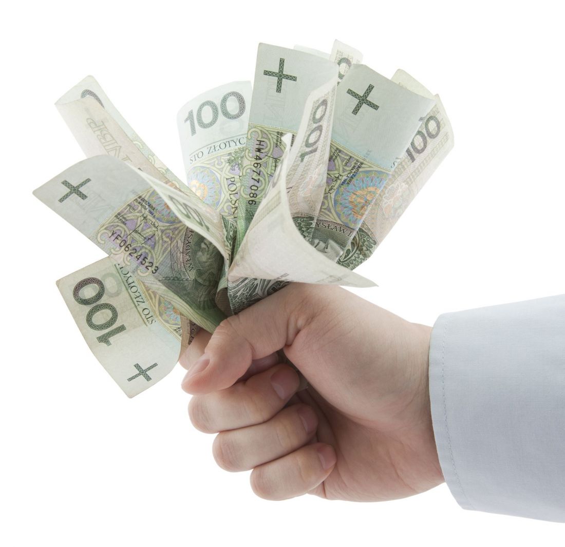 Ponad połowa osób przyznaje, że w ich firmach nie ma jawności wynagrodzeń