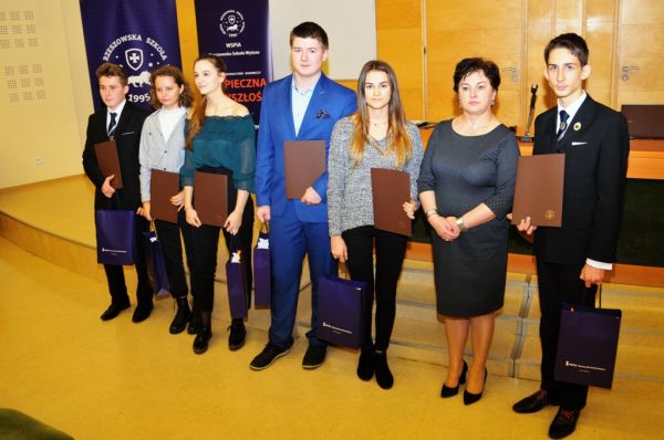 Zwycięzcy Konkursu Wiedzy o Prawach Człowieka